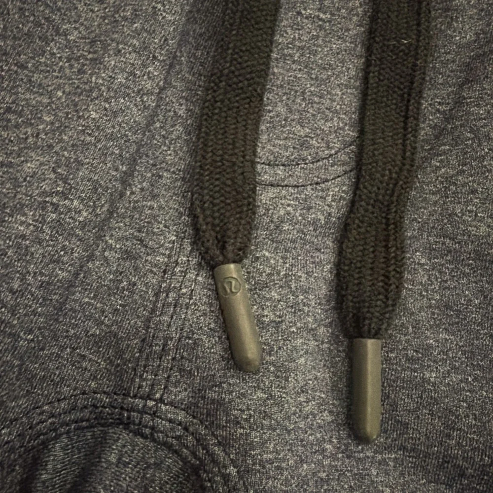 Lululemon Mens‎ Training Sweat Shorts XXL Gray Black Drawstring Athletic Gym